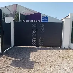  Appart hôtel Avec Jardin France